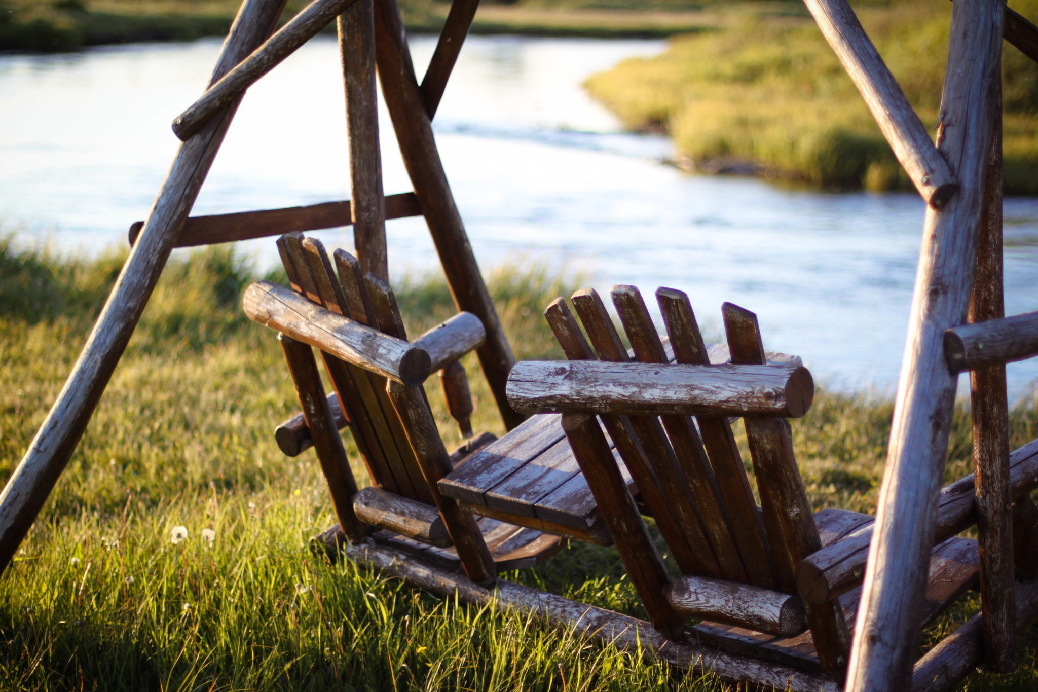 Activities Situated only six miles from Yellowstone National Park and nestled at the foothills of surrounding National Forest, we enjoy convenient access to both national treasures and best-kept secrets. Book an Activity Package with us to maximize your visit to the Yellowstone region.